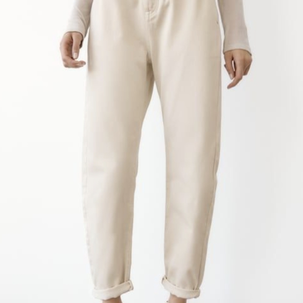 2/$20 Zara Cream Casual Pants